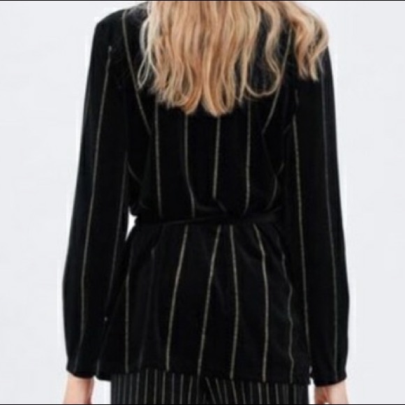 Zara Black Velvet Belted Blazer With Gold Stripes - Picture 4 of 14